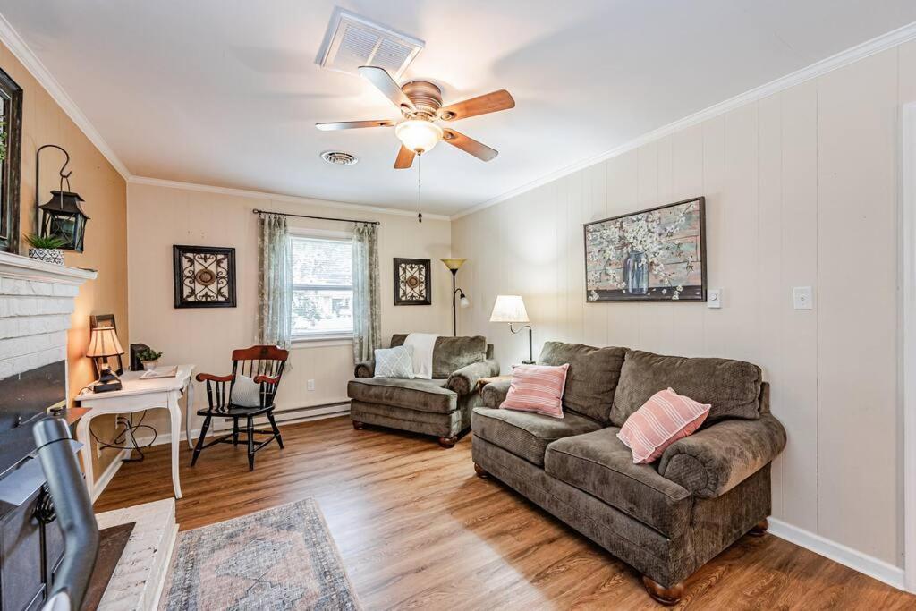Kelly'S Comfortable Quinton Home Exterior foto