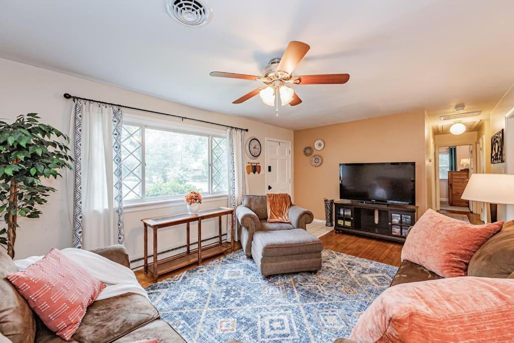 Kelly'S Comfortable Quinton Home Exterior foto